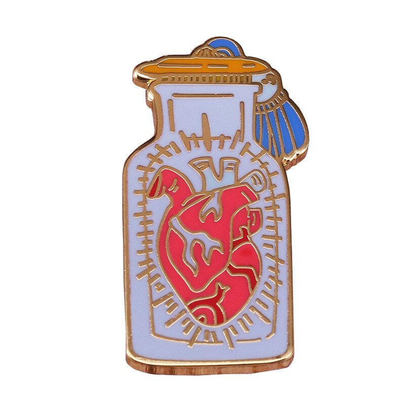 Interesting High Quality Copper Anatomy Heart Medical Anatomy Brooch Lapel Pin White Coat Badge Gift for Doctors and Nurses